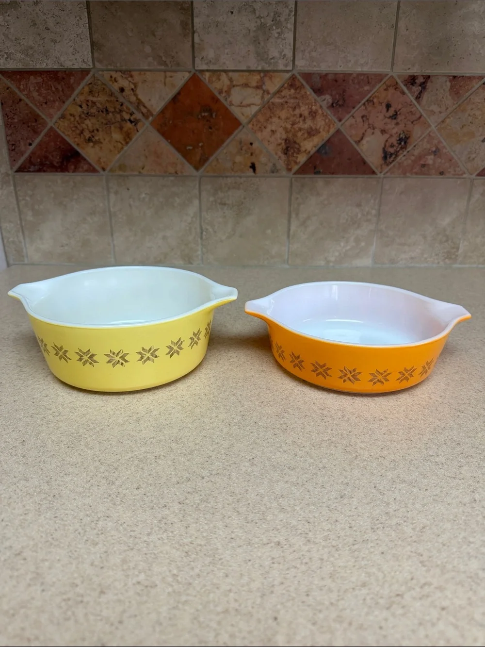 Pyrex good preowned
